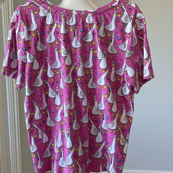 Disney Finding Nemo seagull t shirt women's large nigel casual disneyland parks - Picture 9 of 10